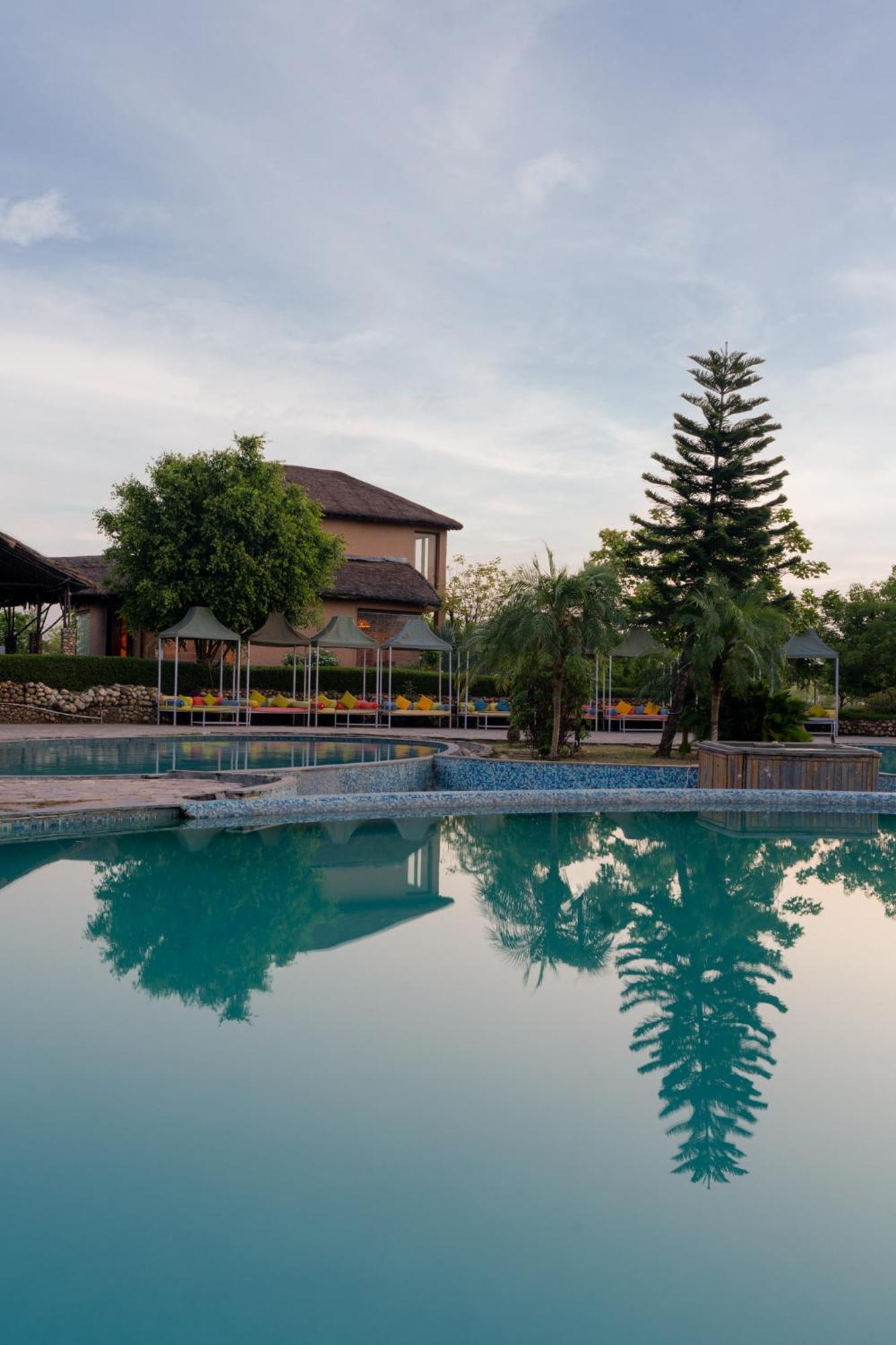 Gaj Resort, A Member Of Radisson Individuals Retreats Binewal Bagian luar foto