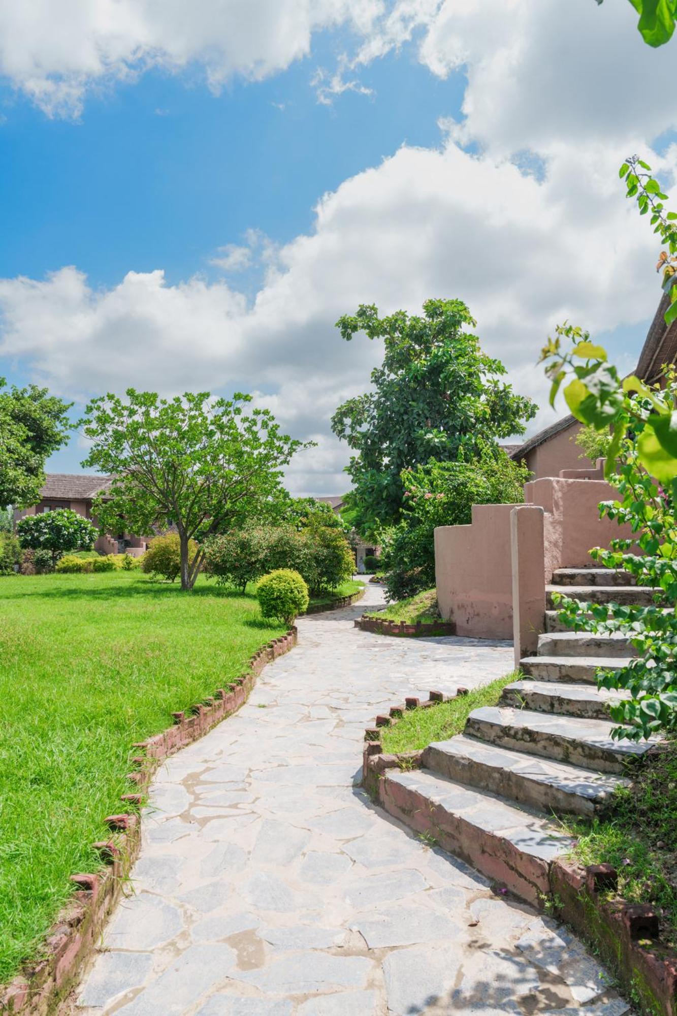 Gaj Resort, A Member Of Radisson Individuals Retreats Binewal Bagian luar foto